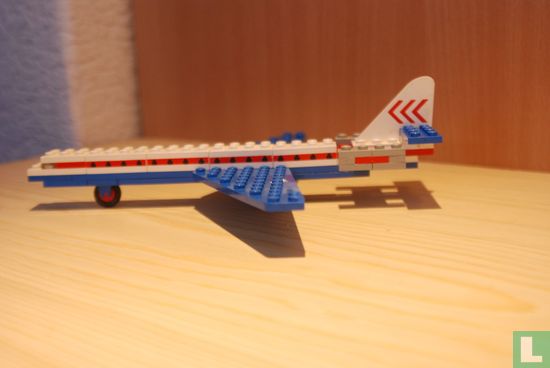 Lego 687 Caravelle Plane - Image 2
