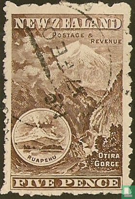 Bergengte van Otira en berg Ruapehu