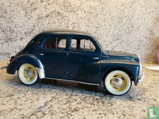 Renault 4CV - Afbeelding 3