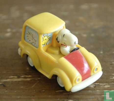Snoopy Taxi - Image 1