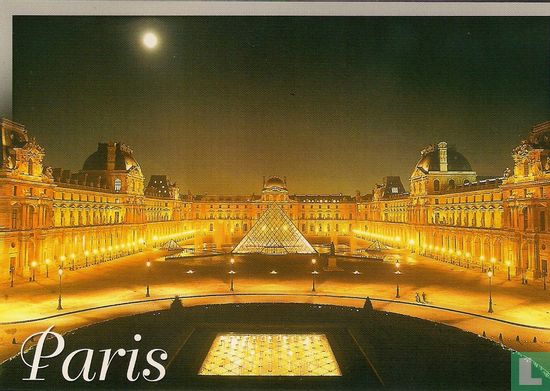 Louvre Parijs by night
