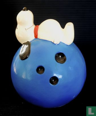 Snoopy on Blue Bowling Ball (Sport Ball Series) - Image 1