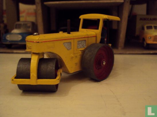 Richier Road Roller - Image 3