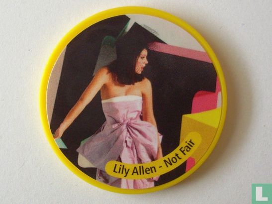 Lily Allen - Not Fair (Disco's)