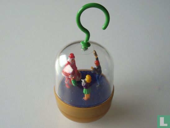 Santa in capsule - Image 1