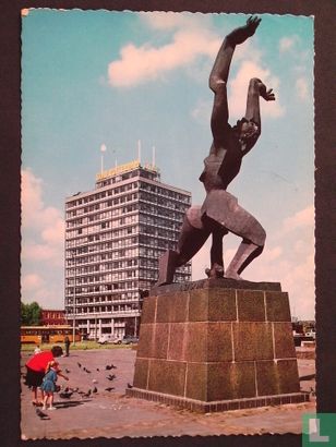 Monument Mei 1940 - Verwoeste Stad O. Zadkine, Rotterdam - Bild 1