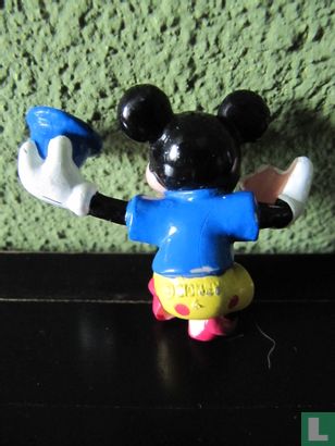 Mickey Mouse as a clown - Image 2