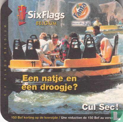 Six Flags Belgium - Een natje en een droogje? - Bild 1