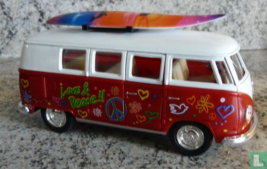 VW T1 Bus 'Flower Power' met surfplank  - Bild 2
