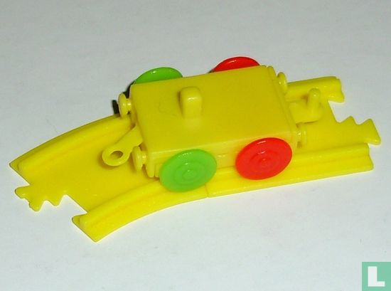 Yellow Waggon - Image 1