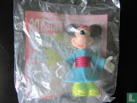 Minnie in Japan - Image 1
