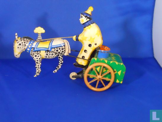 Horse and carriage - Image 1