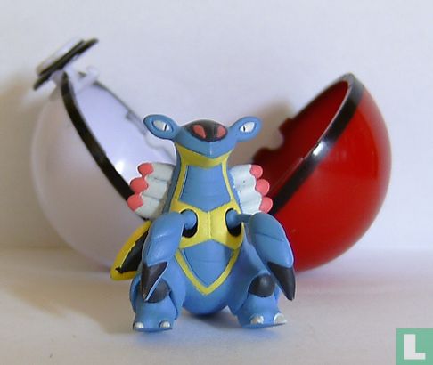 Armaldo pokemon figure - Image 1