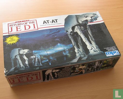 AT-AT Scale model kit - Image 1