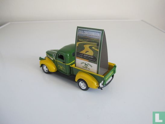 John Deere Moline - Image 2
