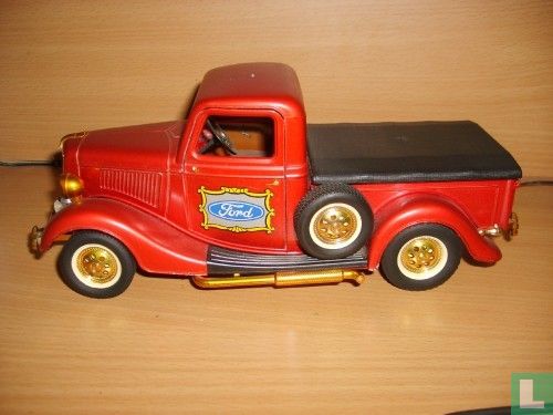 Ford V8