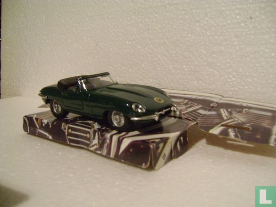 Jaguar E-type - Bild 3