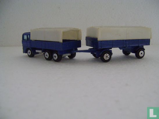 Ford vrachtwagen met aanhanger - Afbeelding 3