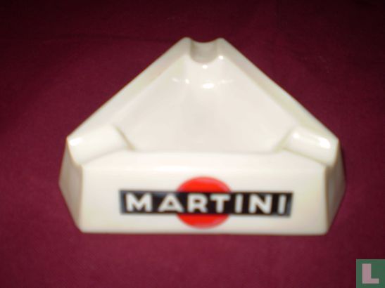 Asbak Martini