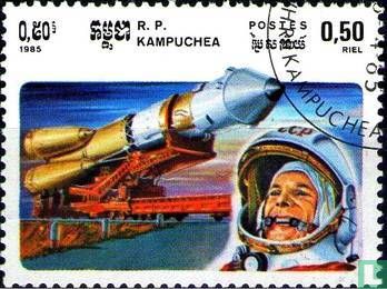 Gagarine et fusée soviétique