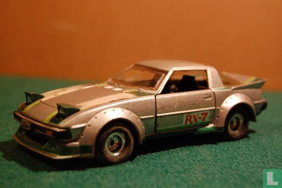 Mazda RX-7 Savannah