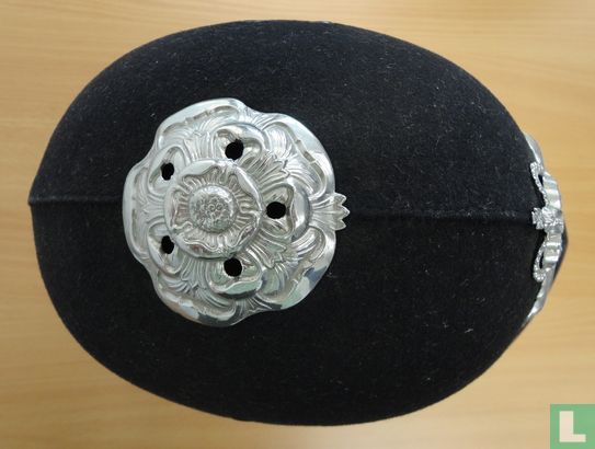 Metropolian Police Helmet - Image 2