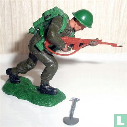 British infantryman  - Image 1