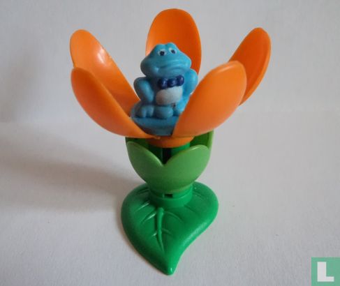 Flower with frog