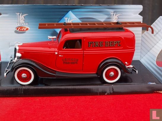 Ford V8 - Image 1