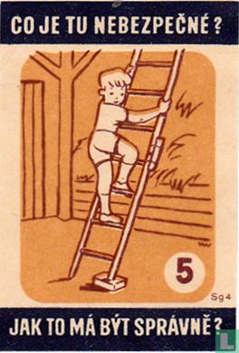 "Kapotte ladders" - Image 1