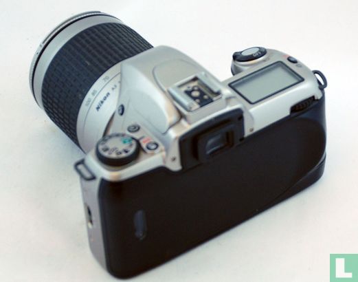Nikon F65 - Bild 2