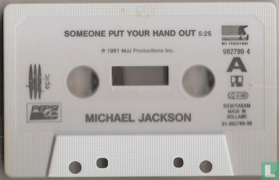 Someone put your hand out - Exclusive release - Image 3