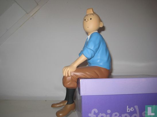 Tintin sitting - Image 2