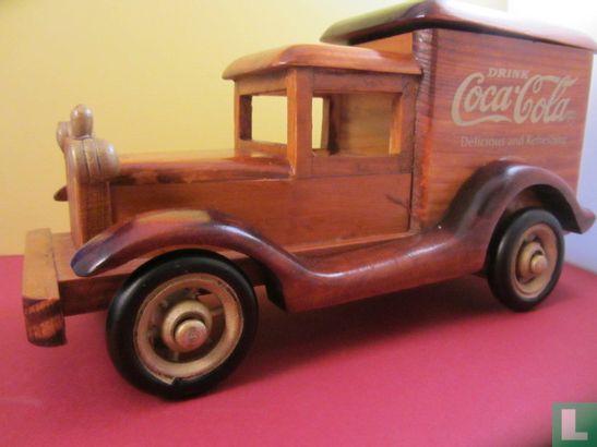 Houten truck 'Coca-Cola'
