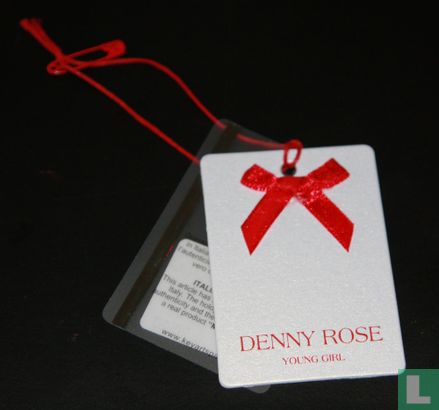 Kledingkaartje Denny Rose