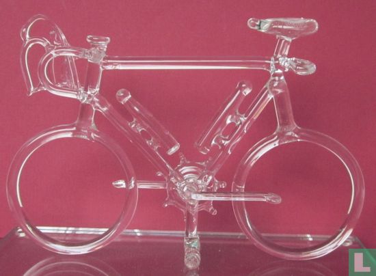 Rennrad aus Glas - Bild 1
