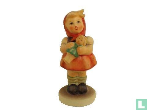 Hummel 239/B Mädchen mit Puppe, Girl with doll