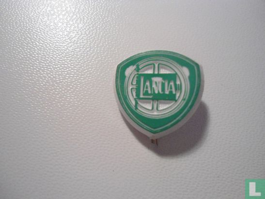 Lancia [grün auf weiß]