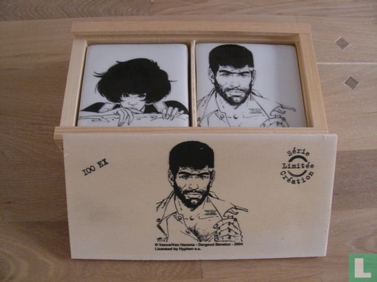  XIII porseleinen doosjes in houten kistje - Image 3