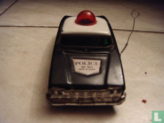 Police Sparkling Car - Image 2