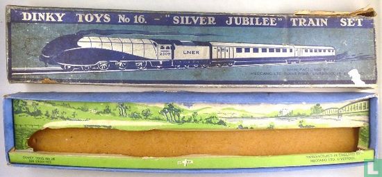 Express Passenger Train "Silver Jubilee" set - Image 1