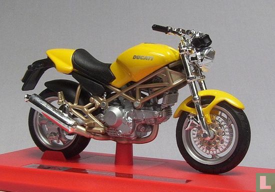 Ducati Monster 900 - Image 1
