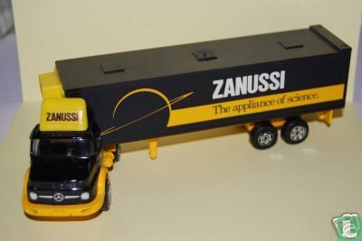 Mercedes Articulated Lorry 'Zanussi'