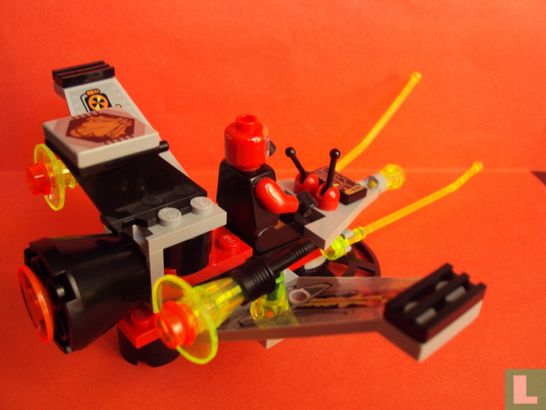 Lego 6836 V-Wing Fighter - Image 3