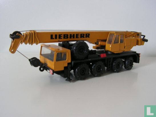 Liebherr LTM 1060 - Afbeelding 1