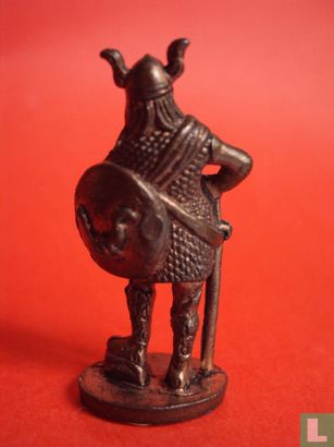 Viking avec épée et Bouclier (cuivre) - Image 2