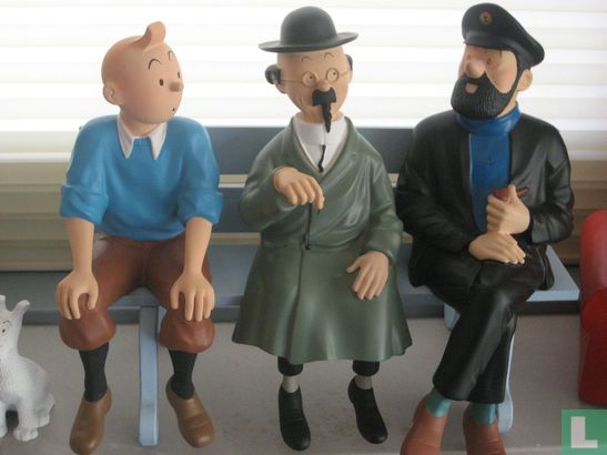 Sitting Tintin - Image 2