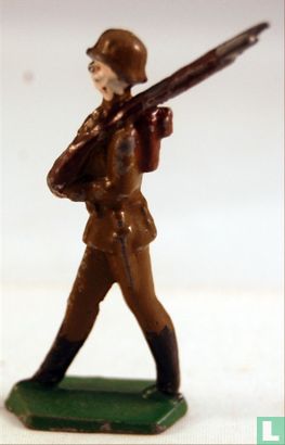 Infanterist marschieren - Bild 1