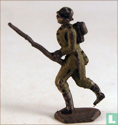 Soldier in run - Image 1