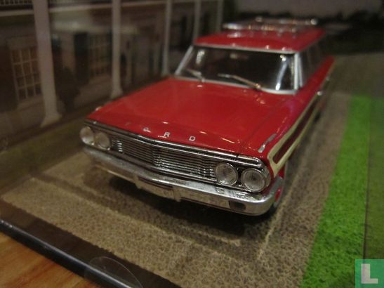 Ford Country Squire - Bild 2